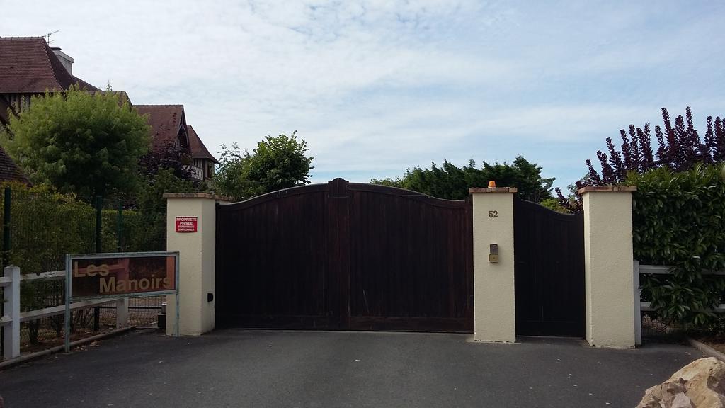 Les Manoirs Daire Deauville Dış mekan fotoğraf